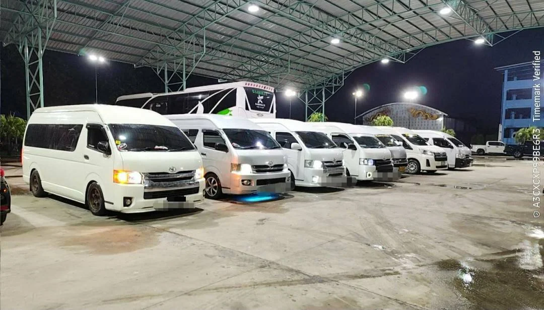 งานรับส่งบุคลากรและนักท่องเที่ยว