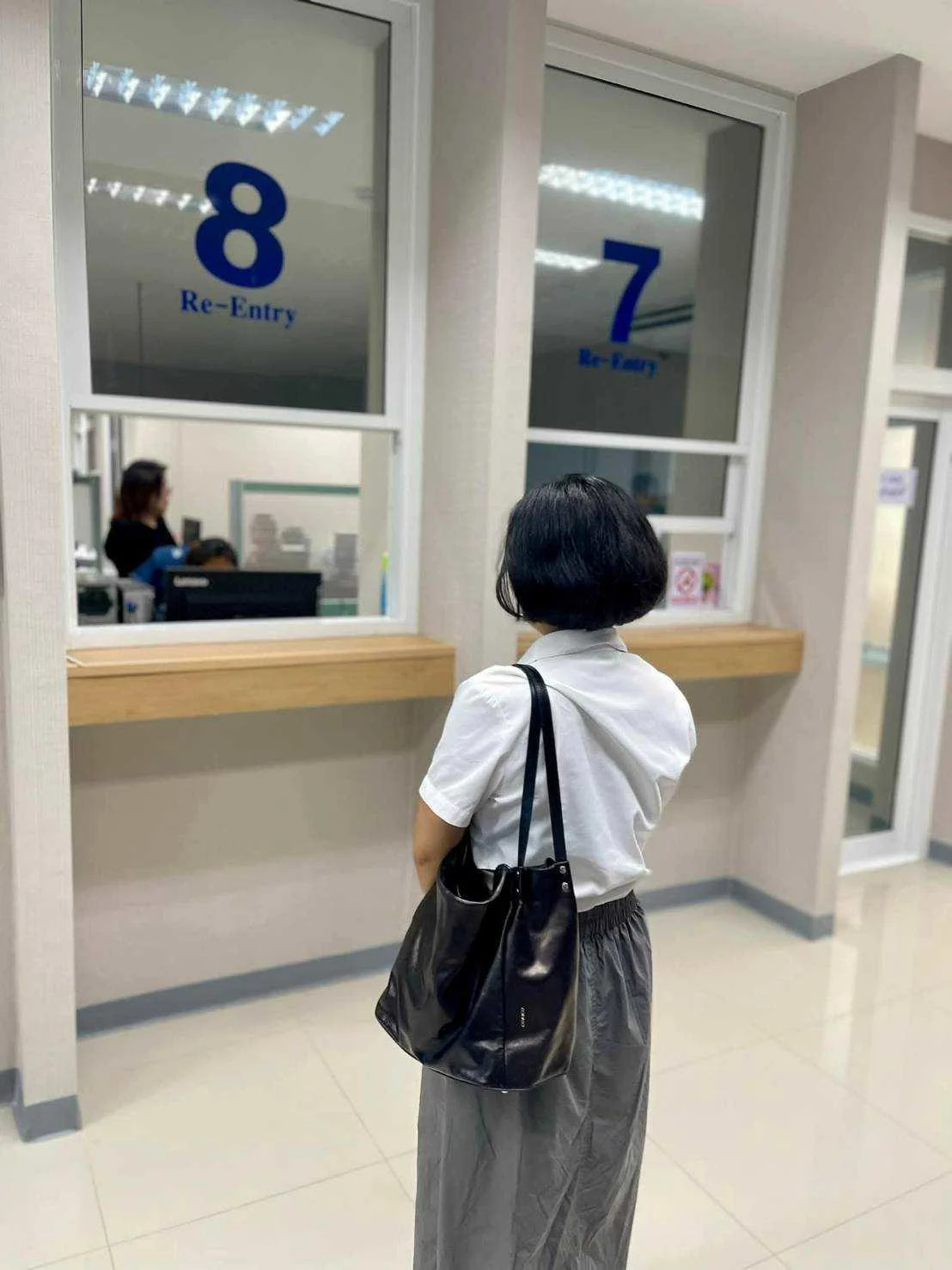 งานวีซ่าและใบอนุญาตทำงาน